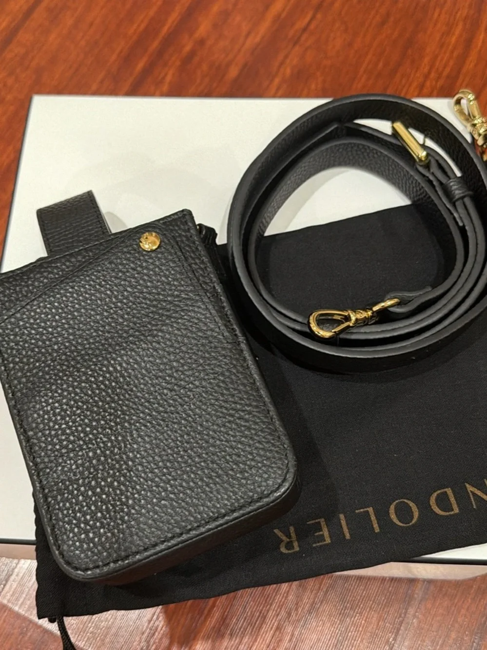 Bandolier compact black